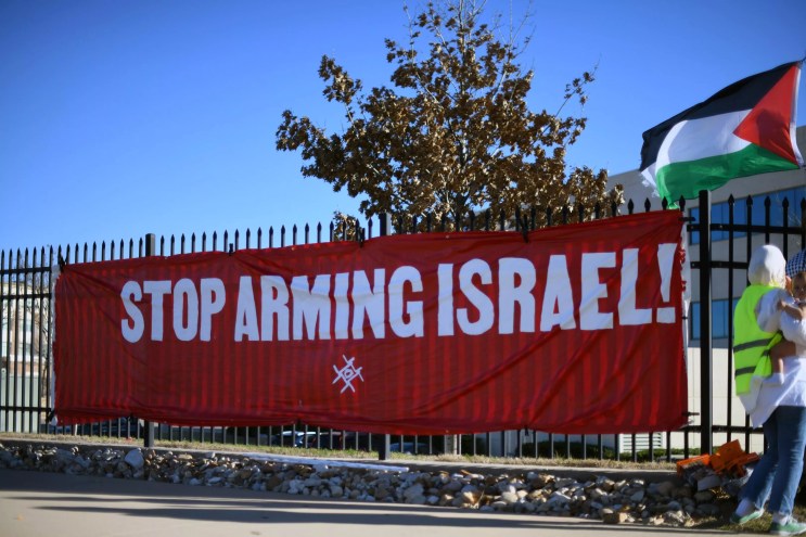 Rally for Palestine at Raytheon in Richardson