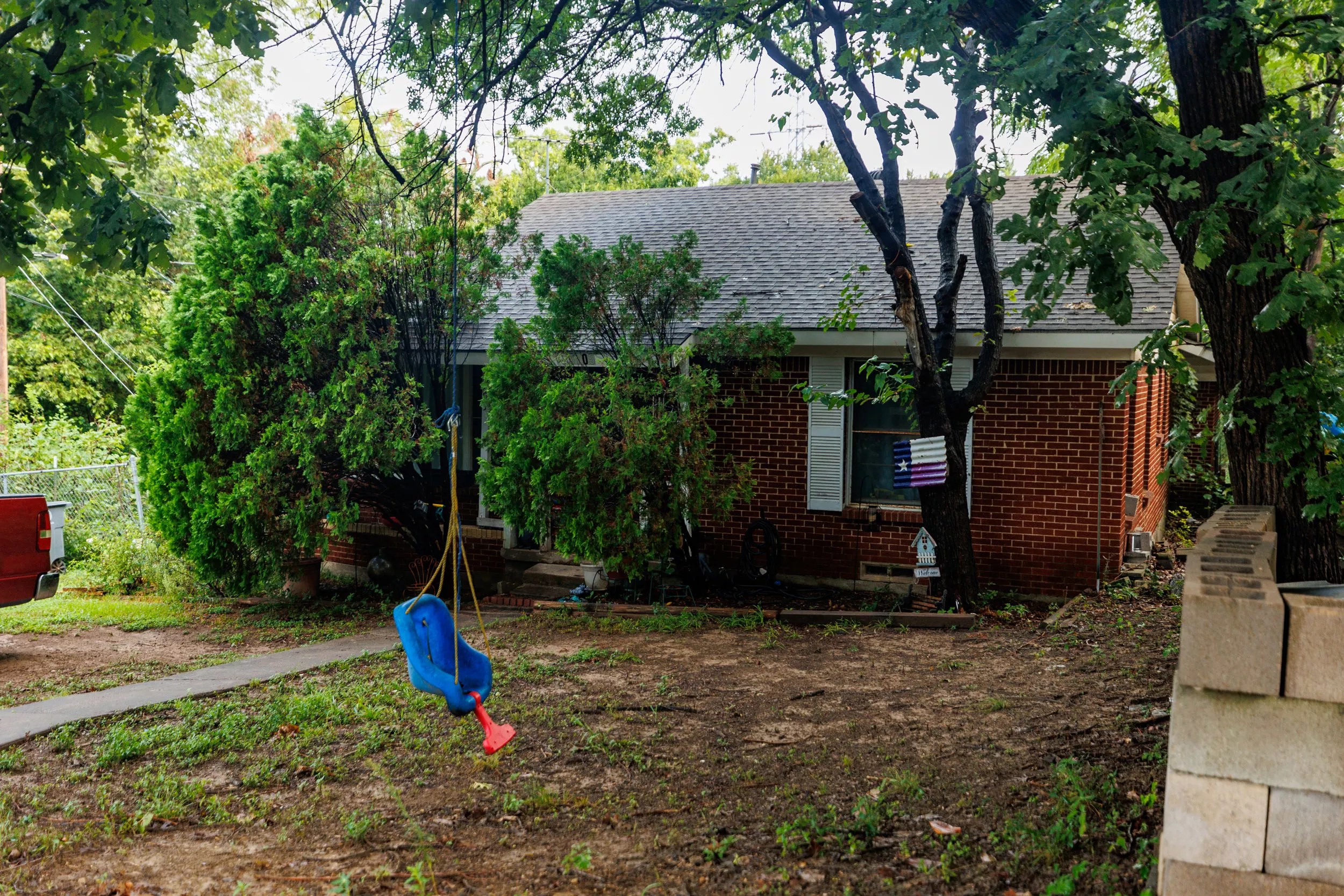 The Mendoza family house was sold illegally by another family member forging a signature.